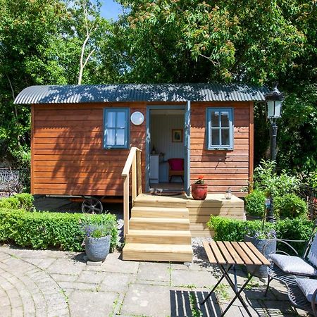Lilac Hut Shepherds Hut Kilkenny Dış mekan fotoğraf
