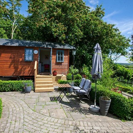 Lilac Hut Shepherds Hut Kilkenny Dış mekan fotoğraf