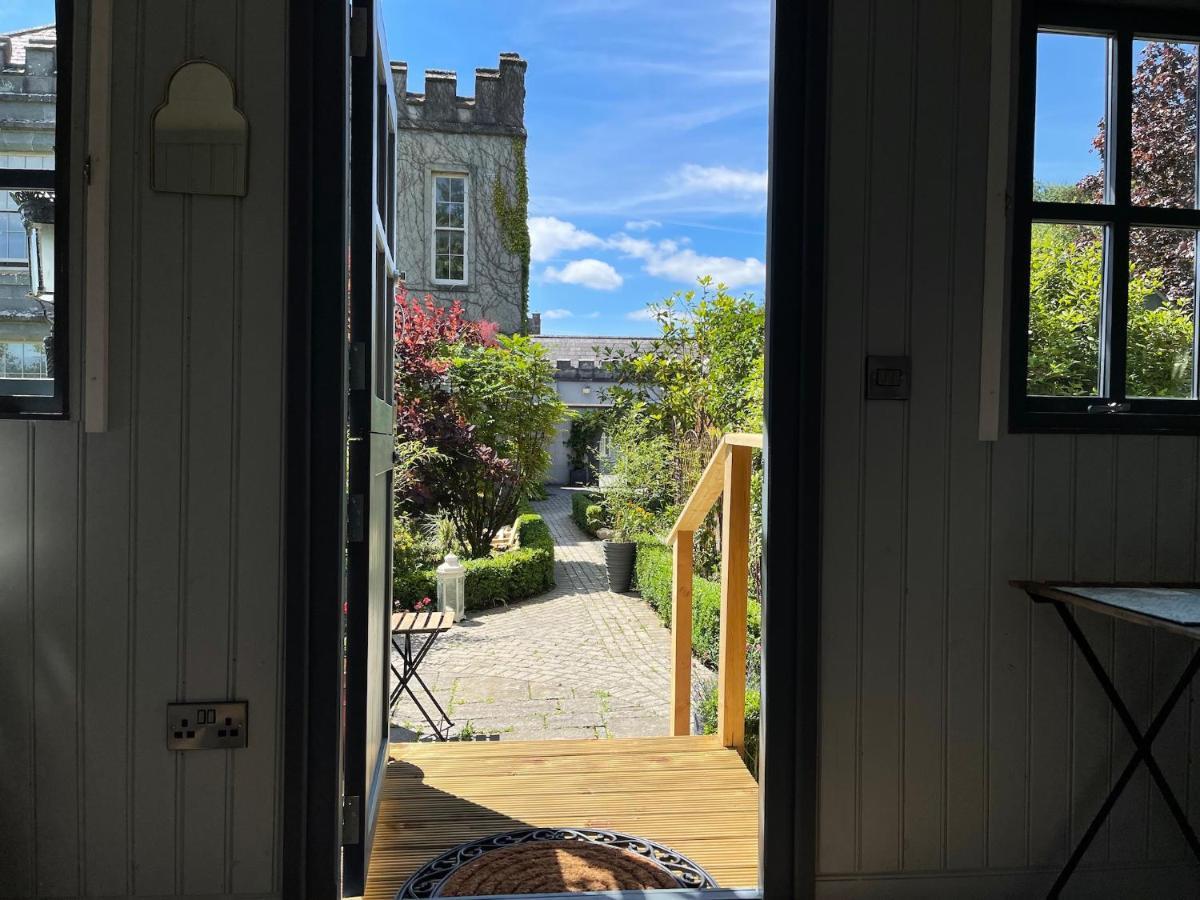 Lilac Hut Shepherds Hut Kilkenny Dış mekan fotoğraf
