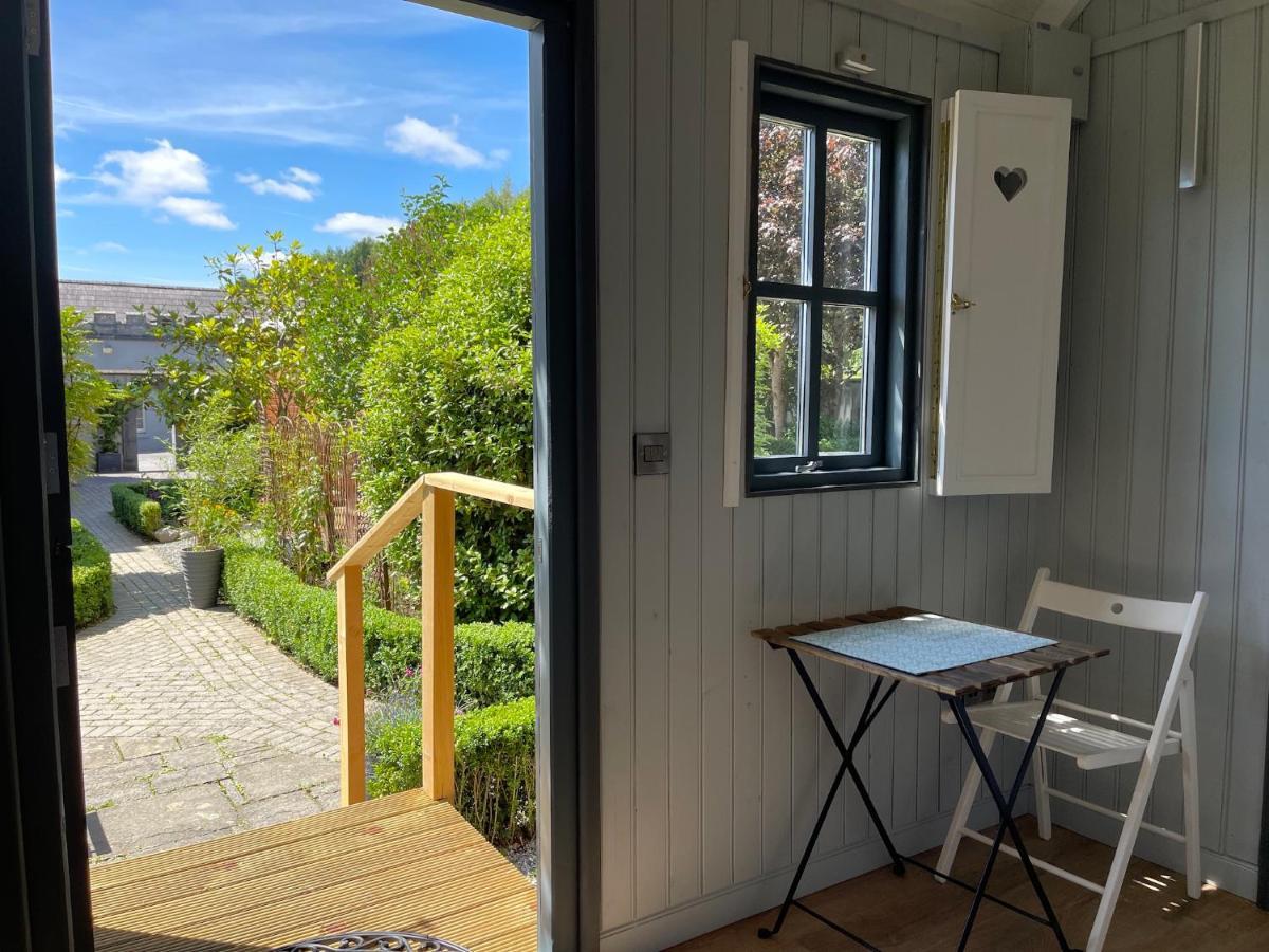 Lilac Hut Shepherds Hut Kilkenny Dış mekan fotoğraf